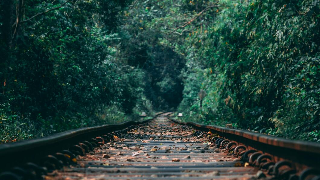 rail green