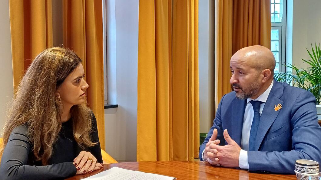 Mujde Palavan en Ahmed Marcouch