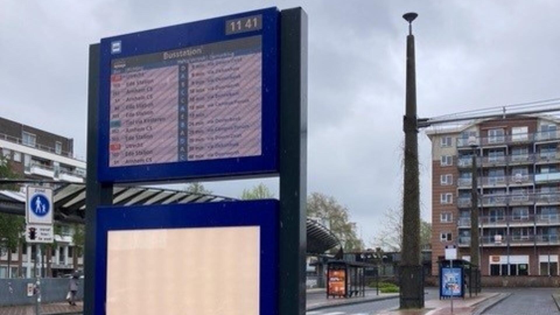 infobord busstation wageningen