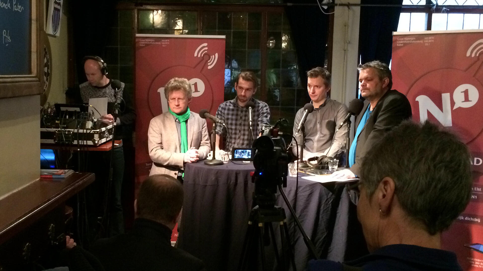 Paul Fransen in debat SvdS 210215.jpg
